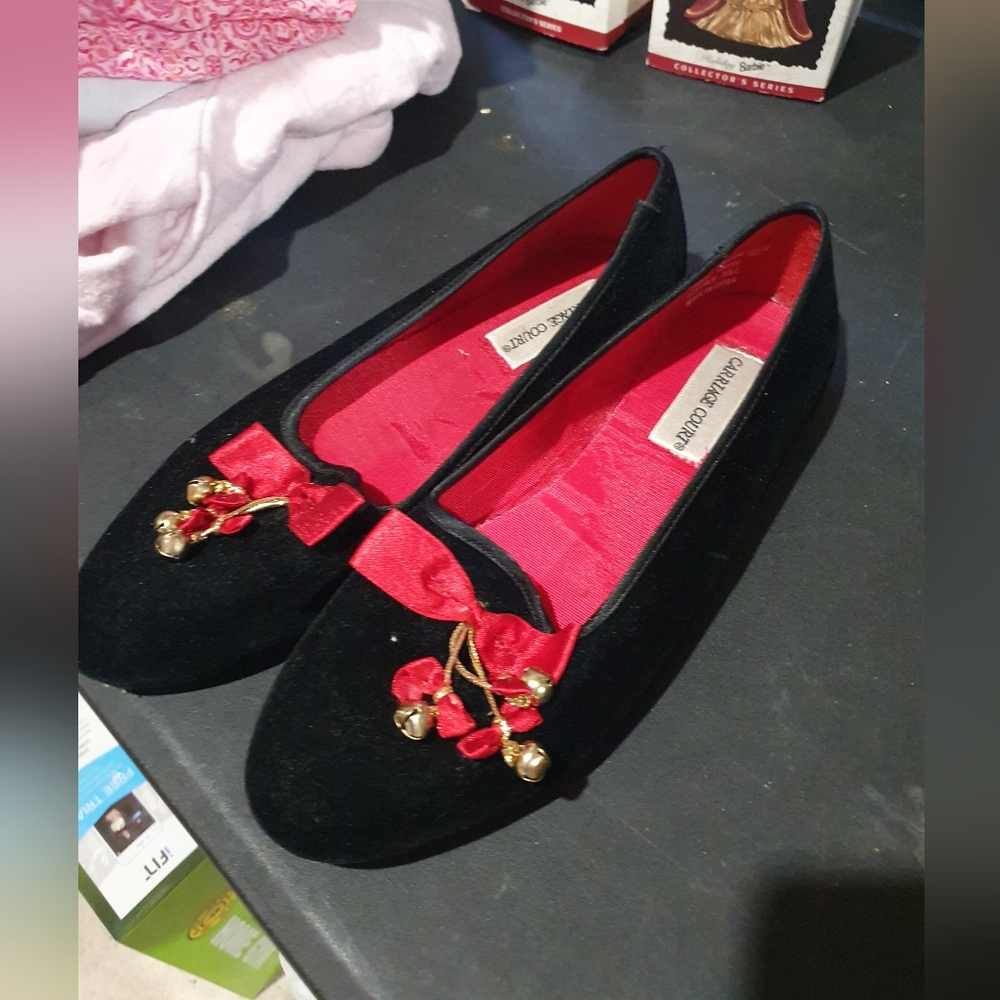 Vintage carriage court Christmas jungle bell velvet ballet flat shoes
